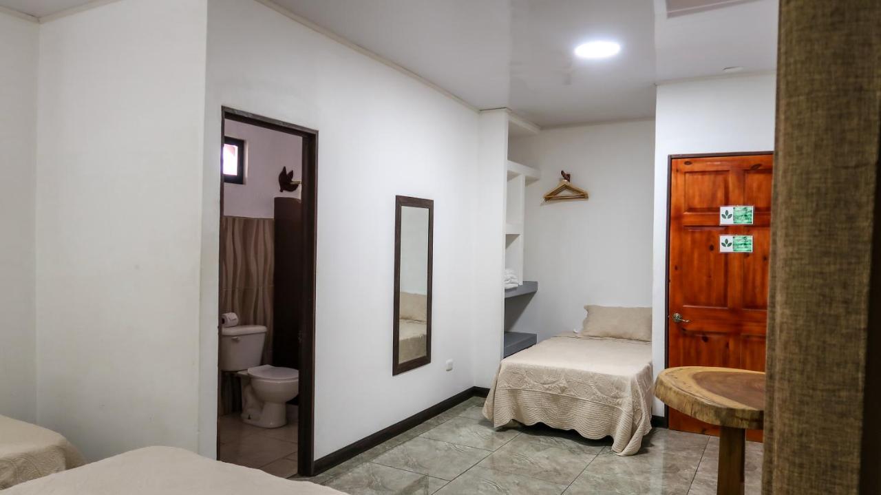 Hotel Hoja De Oro Corcovado Пуэрто-Хименес Экстерьер фото
