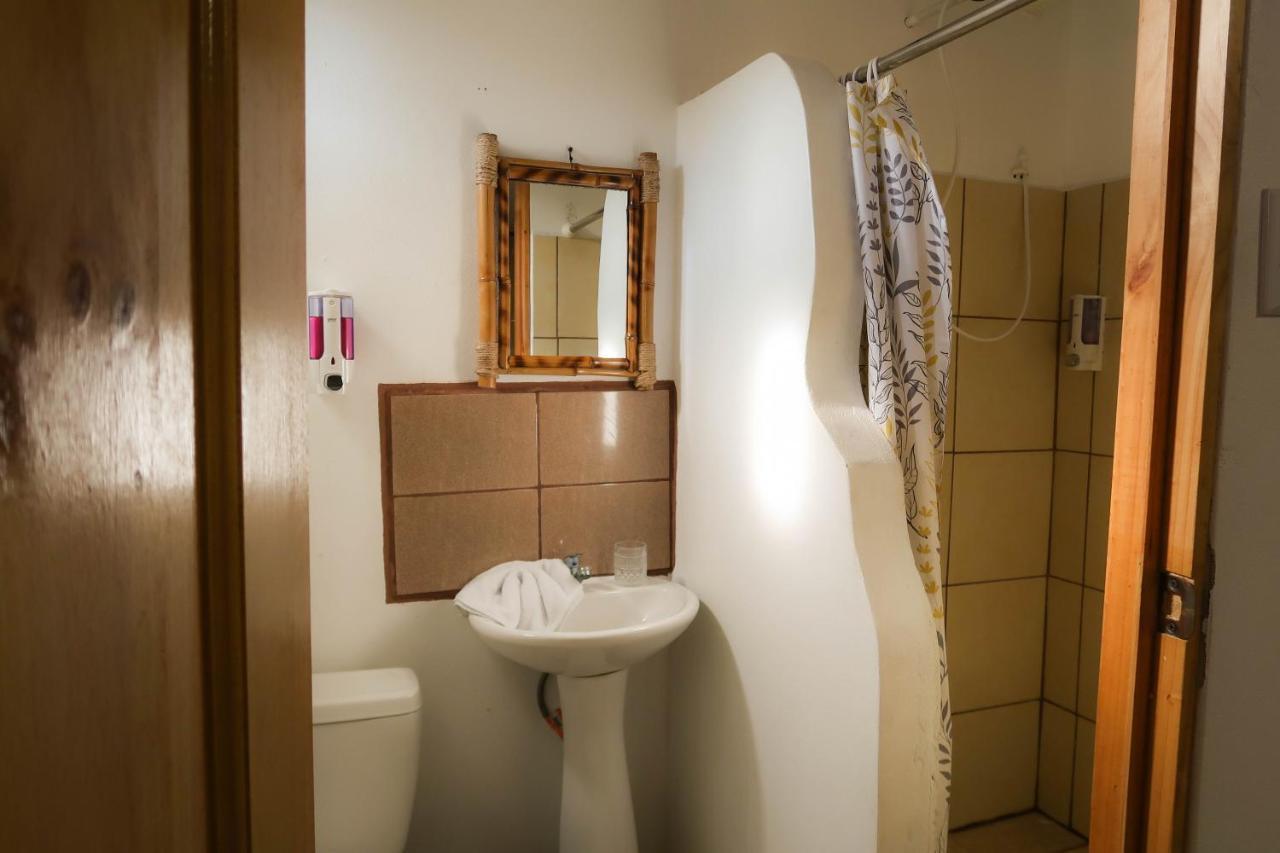 Hotel Hoja De Oro Corcovado Пуэрто-Хименес Экстерьер фото